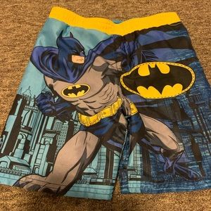 BOYS SIZE 4T BATMAN SWIM TRUNKS